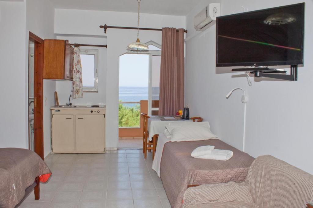 Melani Apartments Hriszí Aktí Haniá Kültér fotó